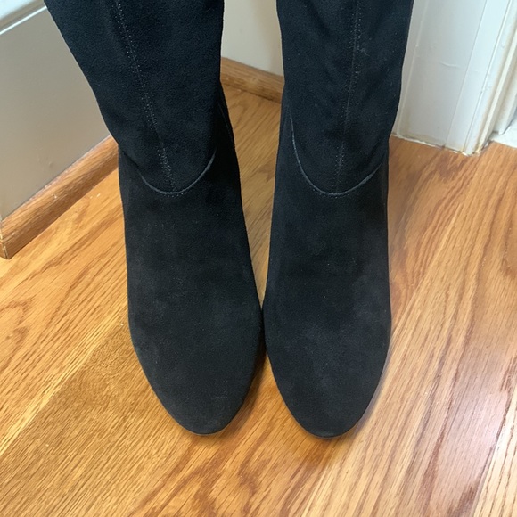 Suede boots - Picture 8 of 9